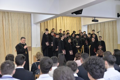 Concert prepascal la Seminarul Teologic Ortodox din București Poza 249399