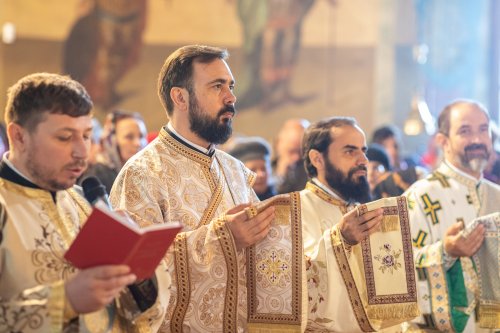 Sărbătorirea Sfântului Calinic la Mănăstirea Cernica Poza 249732