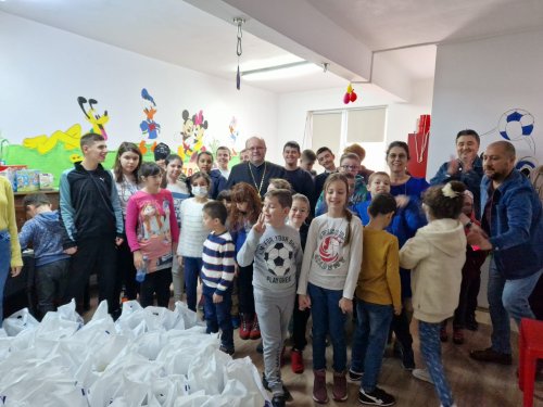 Daruri pentru beneficiarii unui centru din Târgoviște Poza 250017