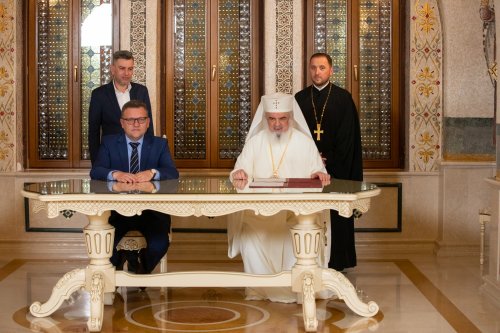 Protocol de cooperare între Patriarhia Română și Ministerul Muncii și Solidarității Sociale Poza 250027