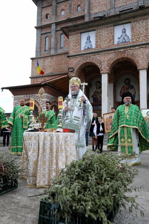 Sfânta Liturghie şi procesiune la Catedrala Episcopală din Baia Mare Poza 249925