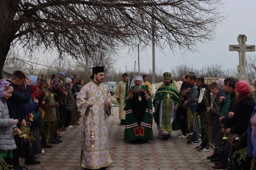 Slujire la Mănăstirea „Sfântul Proroc Ilie Tesviteanul” din Cornești, Ungheni Poza 249922