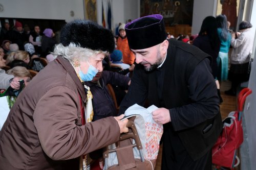 Protoieria Sector 3 Capitală a venit în sprijinul persoanelor nevoiașe Poza 250168