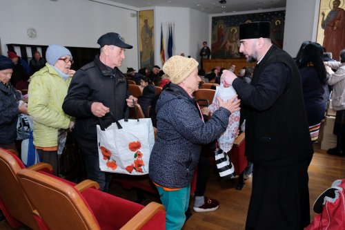 Protoieria Sector 3 Capitală a venit în sprijinul persoanelor nevoiașe Poza 250169
