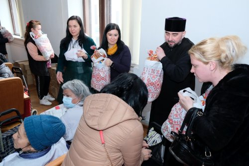 Protoieria Sector 3 Capitală a venit în sprijinul persoanelor nevoiașe Poza 250170