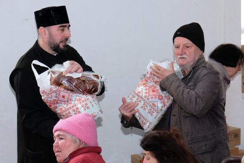Protoieria Sector 3 Capitală a venit în sprijinul persoanelor nevoiașe Poza 250174