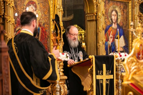 „Denia celor 12 Evanghelii” la Catedrala Patriarhală Poza 250359