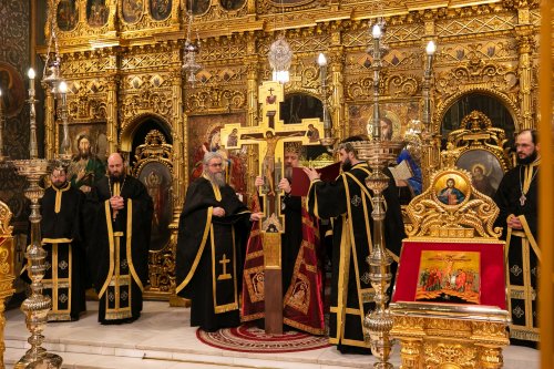 „Denia celor 12 Evanghelii” la Catedrala Patriarhală Poza 250370