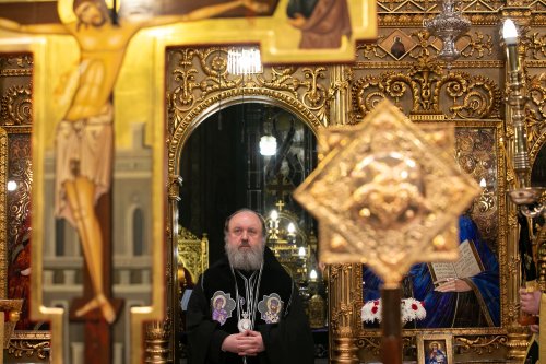 „Denia celor 12 Evanghelii” la Catedrala Patriarhală Poza 250409