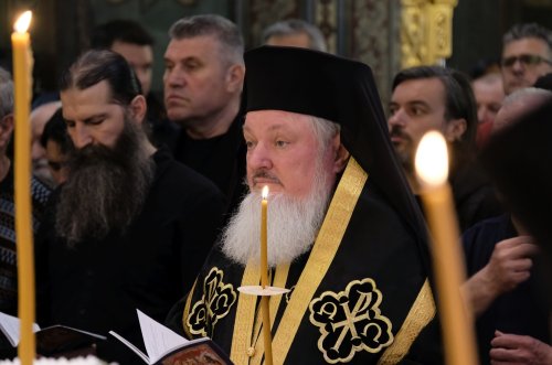 Denia Prohodului Domnului la Catedrala Patriarhală Poza 250495