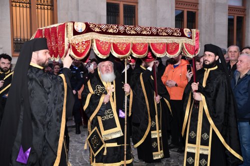 Denia Prohodului Domnului la Catedrala Patriarhală Poza 250516