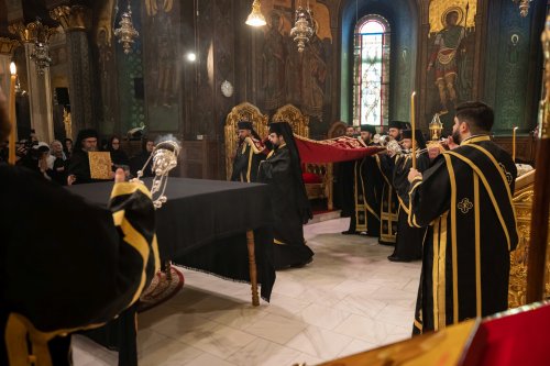 Vecernia scoaterii Sfântului Epitaf la Catedrala Patriarhală Poza 250433