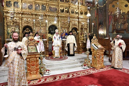 Ceremonia primirii Sfintei Lumini în Catedrala Patriarhală Poza 250555