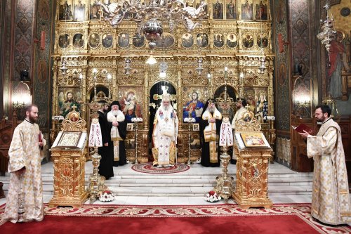 Ceremonia primirii Sfintei Lumini în Catedrala Patriarhală Poza 250564