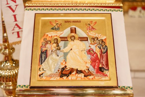 „A doua Înviere” la Catedrala Patriarhală Poza 250808