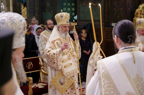 „A doua Înviere” la Catedrala Patriarhală Poza 250844