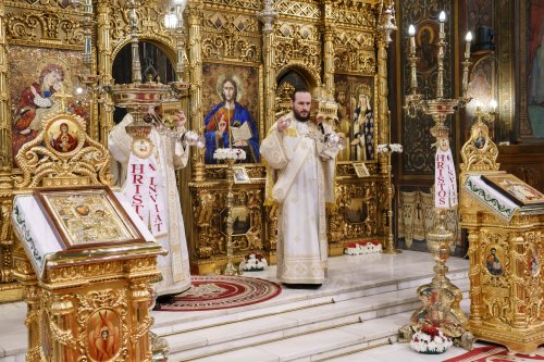 „A doua Înviere” la Catedrala Patriarhală Poza 250853