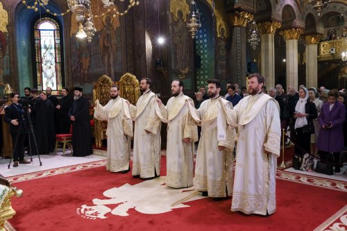 „A doua Înviere” la Catedrala Patriarhală Poza 250939