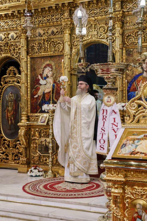 „A doua Înviere” la Catedrala Patriarhală Poza 250947