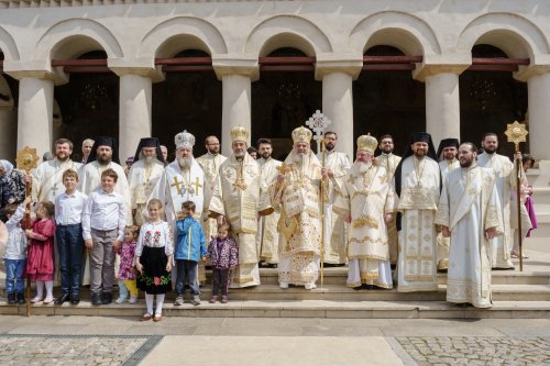 „A doua Înviere” la Catedrala Patriarhală Poza 250949