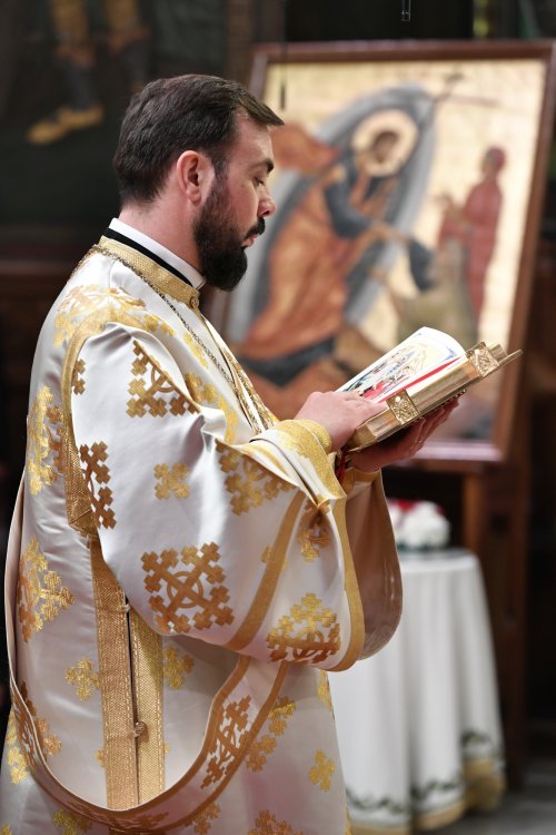 Sfânta Liturghie Pascală la Catedrala Patriarhală Poza 250656