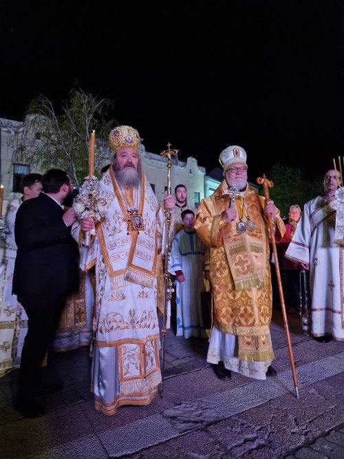 Îndemnul „Veniți să primiți Lumină!” s‑a auzit și în Catedrala Episcopală „Înălțarea Domnului” din Vârșeț Poza 251070