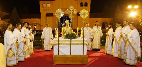 Praznicul Învierii Domnului la Catedrala Reîntregirii din Alba Iulia Poza 251002