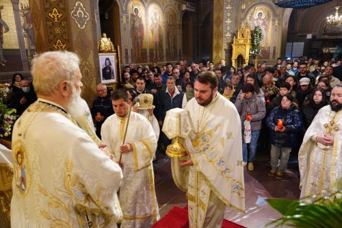 Sărbătoarea Învierii Domnului la Târgoviște Poza 251046