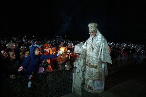 Sărbătoarea Învierii Domnului în eparhii din Muntenia și Dobrogea Poza 251527