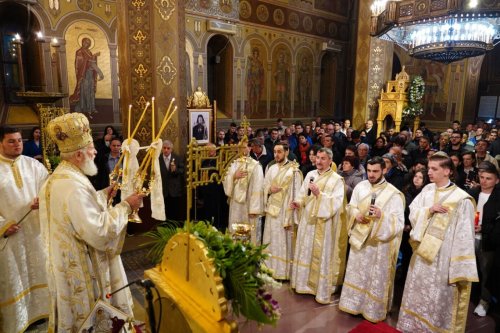 Sărbătoarea Învierii Domnului în eparhii din Muntenia și Dobrogea Poza 251535