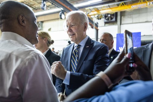 Biden își anunță candidatura la prezidențiale Poza 251989
