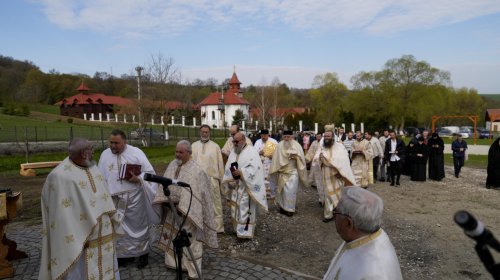Hram la Mănăstirea „Sfântul Gheorghe” din Bunești, județul Brașov Poza 252006