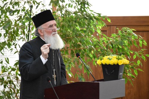 Conferinţe preoţeşti despre bătrânețe și bătrânii în viața Bisericii, în eparhia Clujului Poza 252316