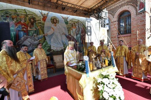 Înnoire la Biserica Domnească din București Poza 252468