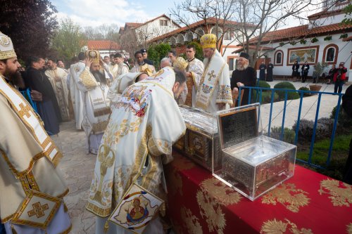 Hramul Mănăstirii Pantocrator din Drăgăneşti-Vlaşca Poza 252583