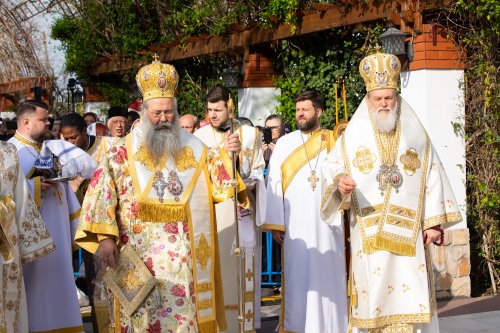 Hramul Mănăstirii Pantocrator din Drăgăneşti-Vlaşca Poza 252599