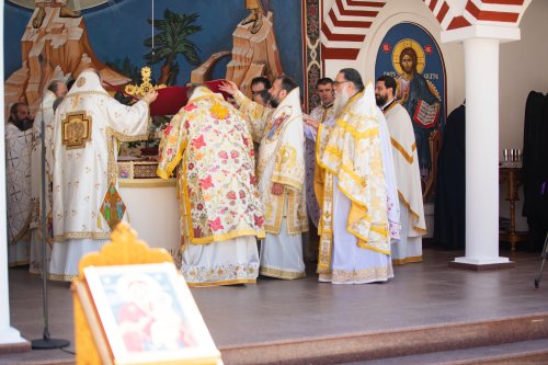 Hramul Mănăstirii Pantocrator din Drăgăneşti-Vlaşca Poza 252630