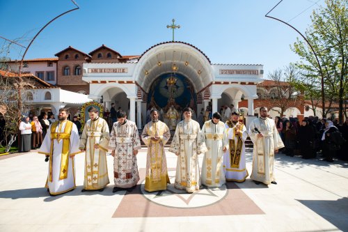 Hramul Mănăstirii Pantocrator din Drăgăneşti-Vlaşca Poza 252644