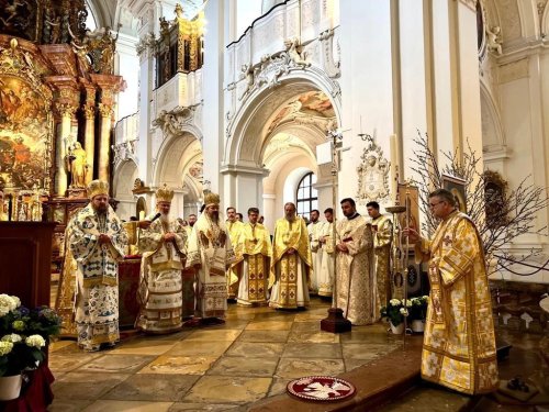 Conferință preoțească și Adunare eparhială în Arhiepiscopia românească din Germania Poza 253019