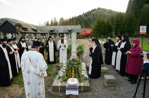 Evenimente comemorative și culturale la Mănăstirea Putna Poza 253308