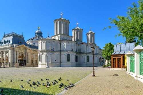 Pomenire și recunoștință regilor României la Catedrala Patriarhală Poza 253703