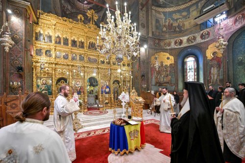 Pomenire și recunoștință regilor României la Catedrala Patriarhală Poza 253711