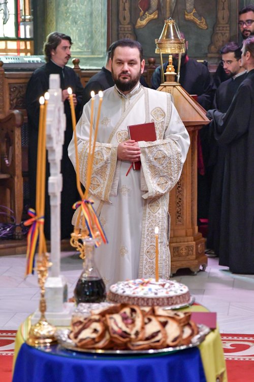 Pomenire și recunoștință regilor României la Catedrala Patriarhală Poza 253717
