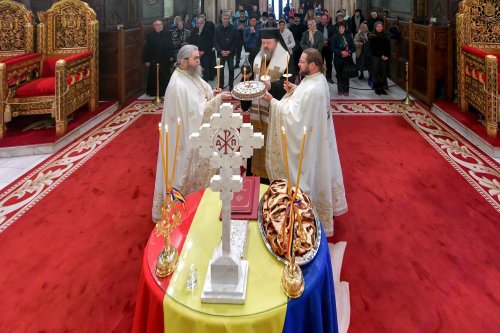 Pomenire și recunoștință regilor României la Catedrala Patriarhală Poza 253725