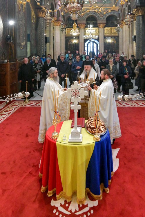 Pomenire și recunoștință regilor României la Catedrala Patriarhală Poza 253726