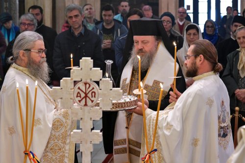 Pomenire și recunoștință regilor României la Catedrala Patriarhală Poza 253727