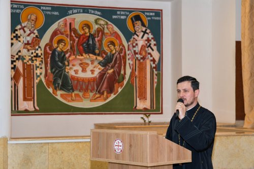 Premierea elevilor din București olimpici la Religie Poza 253735