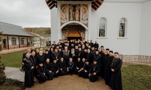 Conferința de primăvară a preoților din Protopopiatul Târgu-Neamț Poza 253824