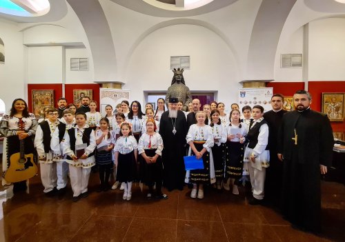 Premierea câştigătorilor la Concursul național catehetic, în Eparhia Clujului Poza 253912