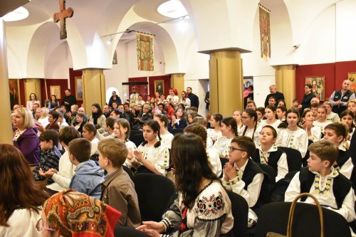 Premierea câştigătorilor la Concursul național catehetic, în Eparhia Clujului Poza 253913